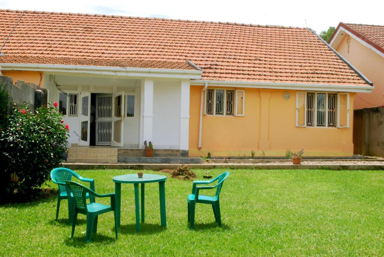 Corinya Serviced Apartments Entebbe Exterior foto