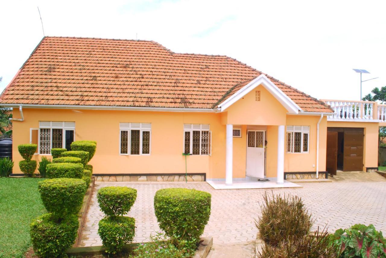 Corinya Serviced Apartments Entebbe Exterior foto