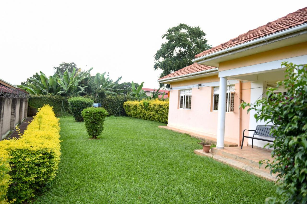 Corinya Serviced Apartments Entebbe Exterior foto
